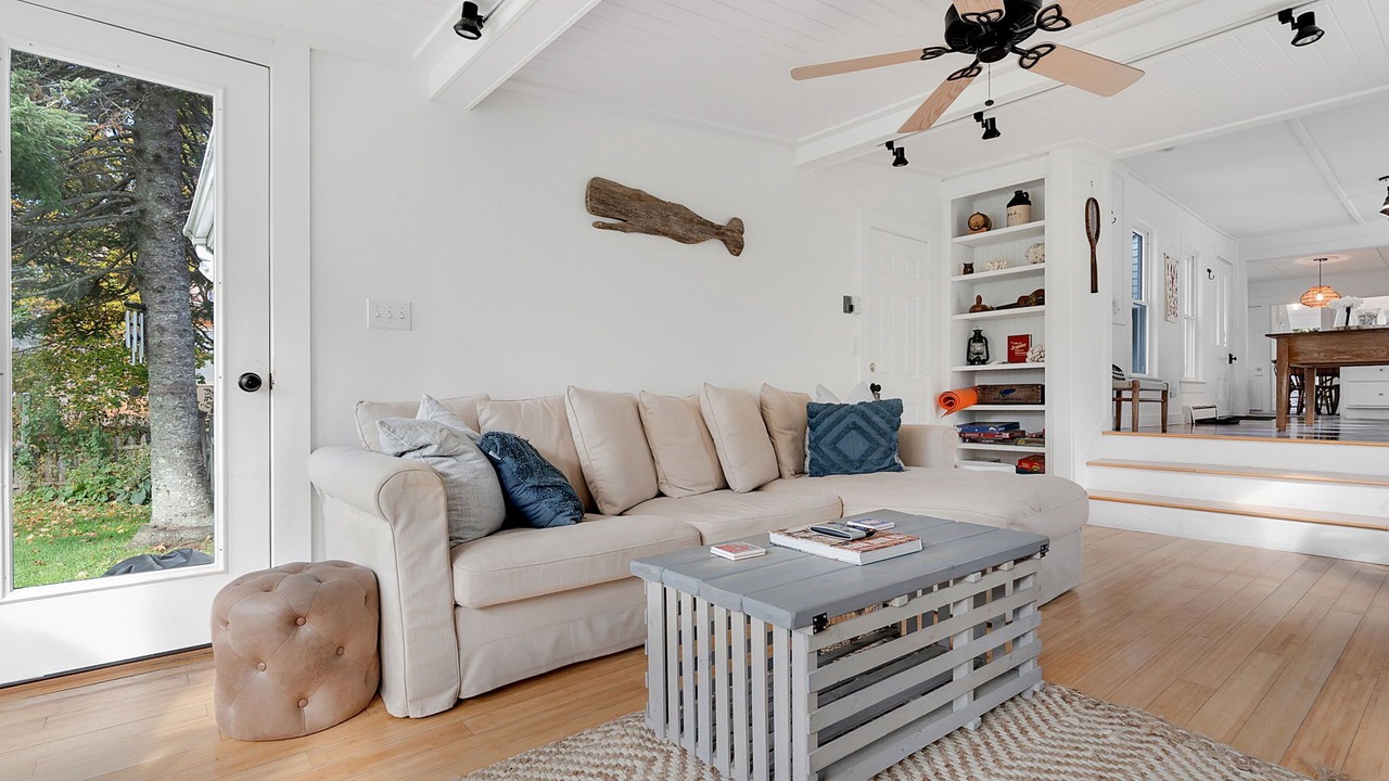 Photo of Livingroom in Kennebunk