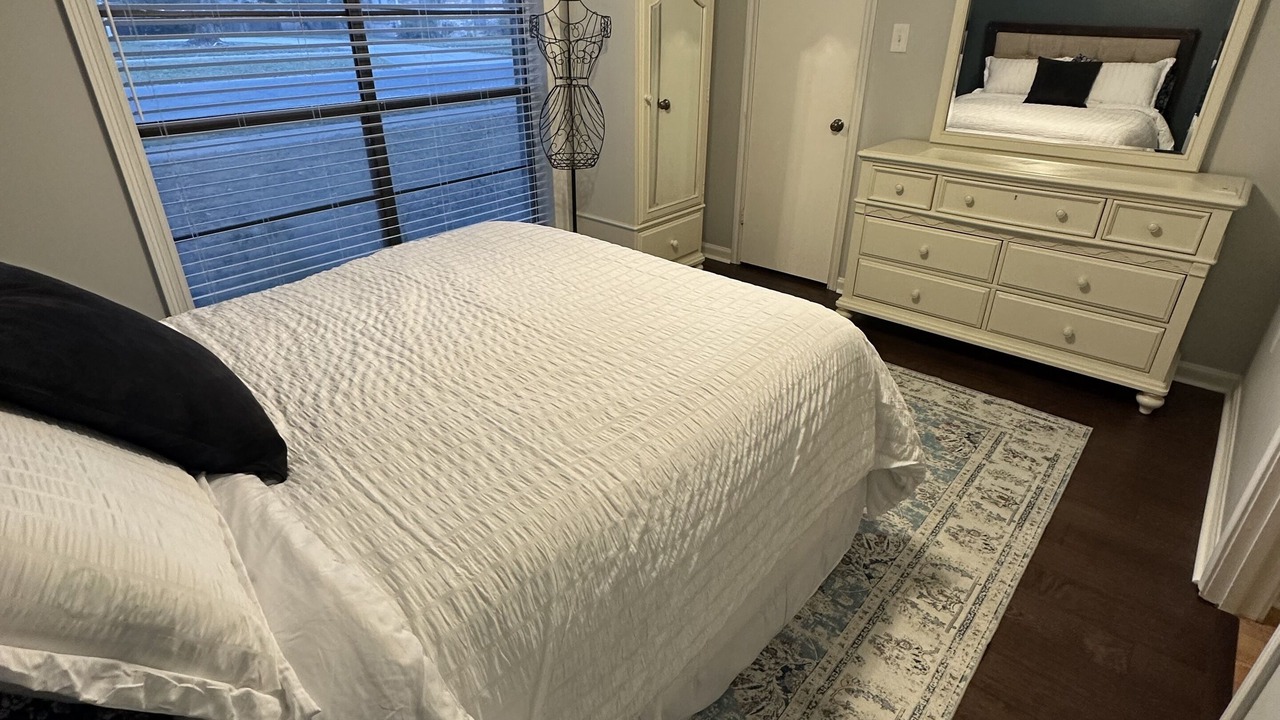 Photo of Bedroom in South Baton Rouge