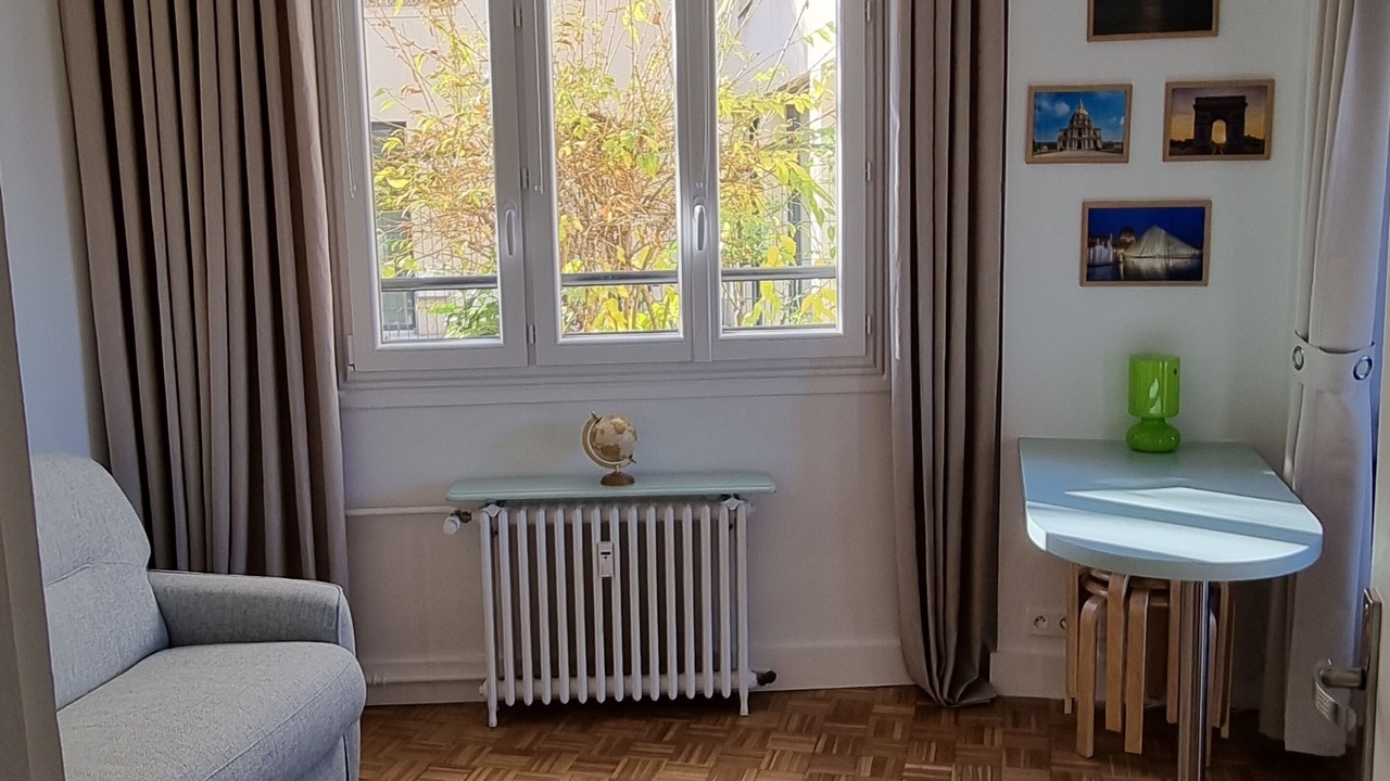 Photo of Livingroom in Centre Ville
