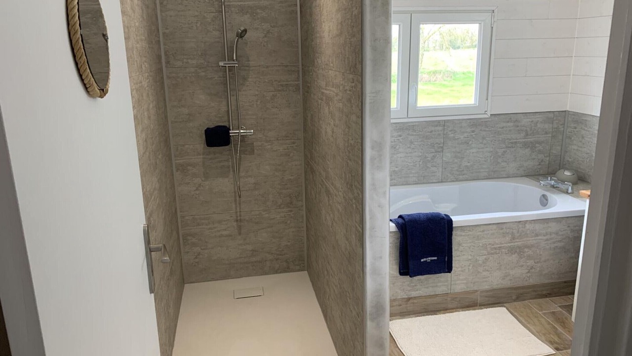 Photo of Bathroom in Jullouville