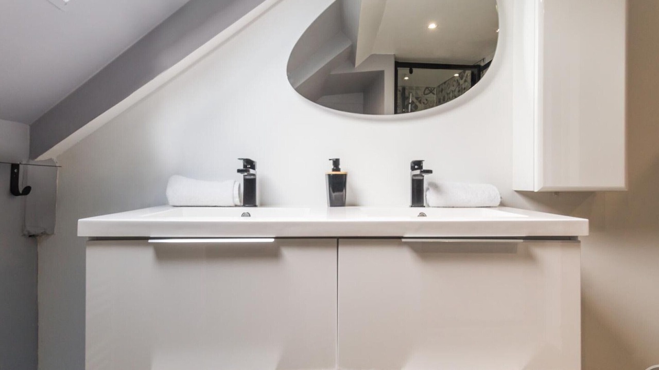 Photo of Bathroom in Pontorson
