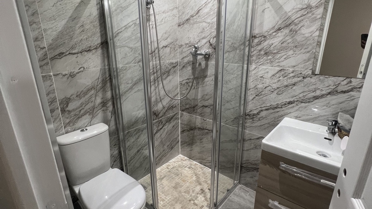 Photo of Bathroom in Saint-Honore - Jeanne d'Arc