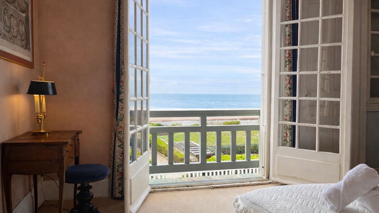 Photo of Bedroom in Trouville-sur-Mer