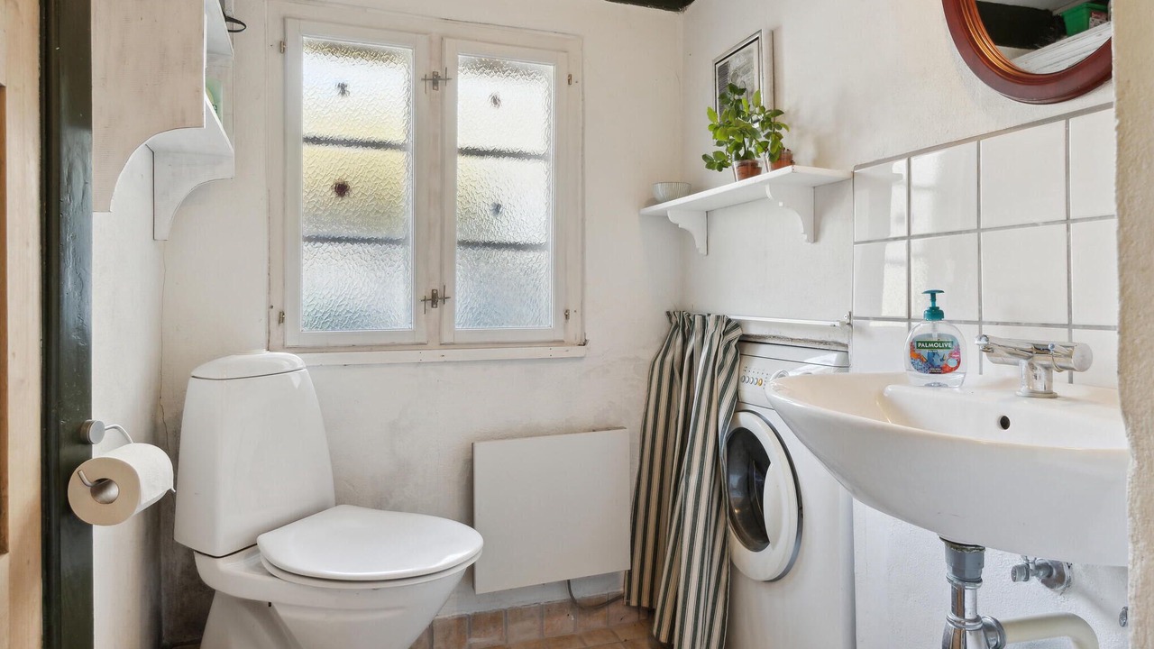 Photo of Bathroom in Helsned