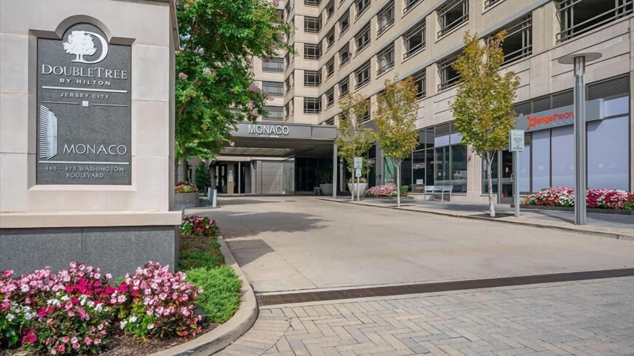 Photo of Others in Hudson Exchange