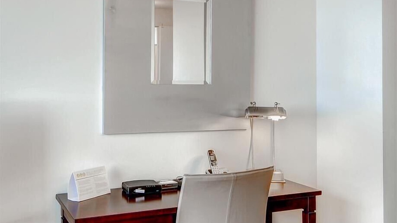 Photo of Livingroom in Hudson Exchange