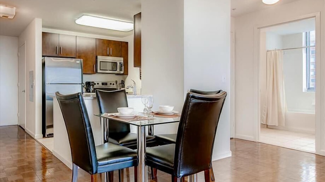 Photo of Livingroom in Hudson Exchange