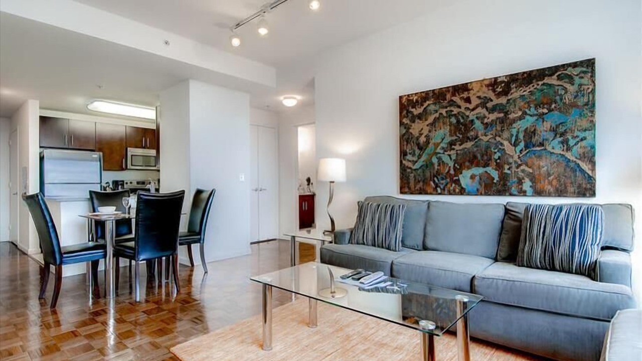 Photo of Livingroom in Hudson Exchange