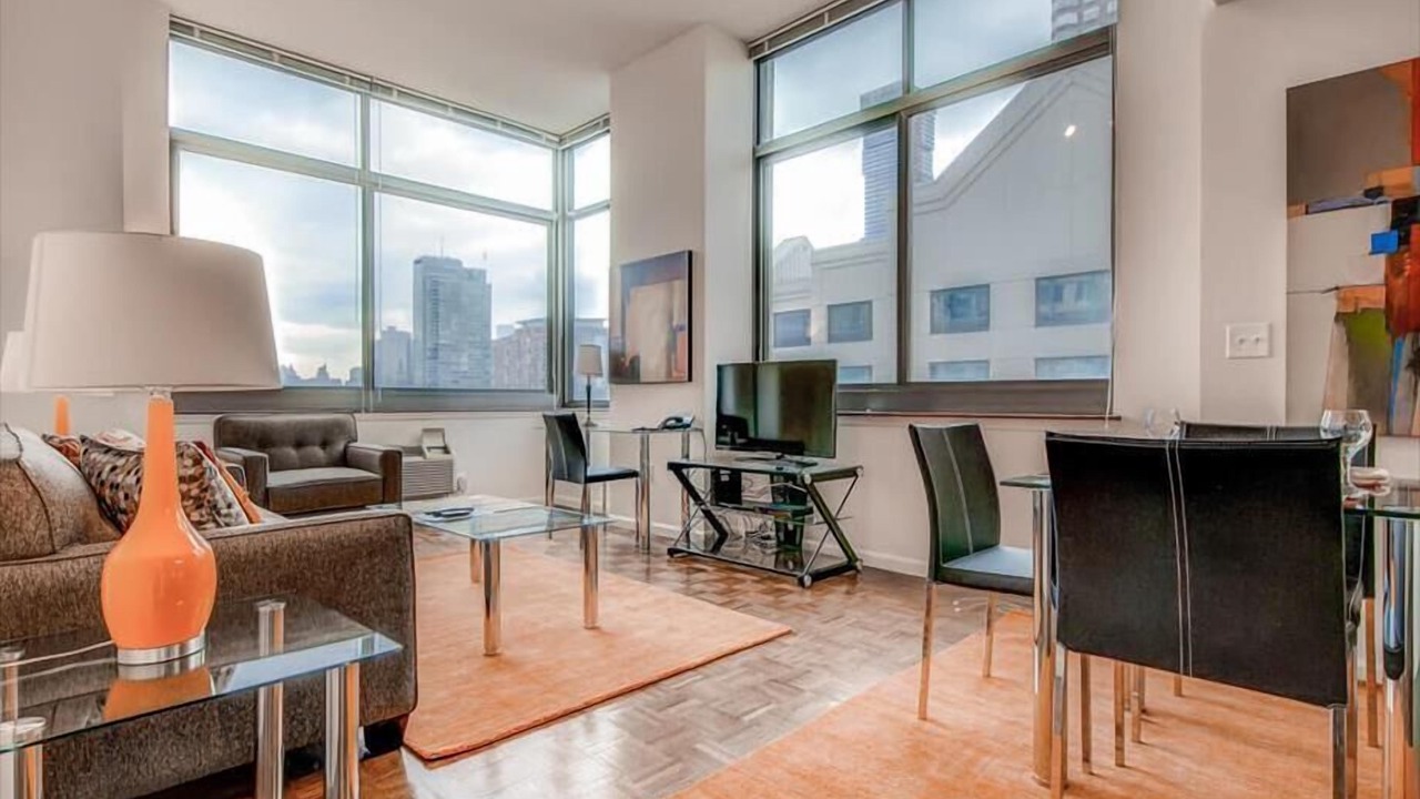 Photo of Livingroom in Hudson Exchange