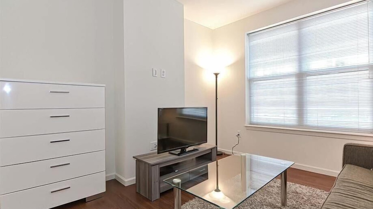 Photo of Others in Central-Maverick Square - Paris Street