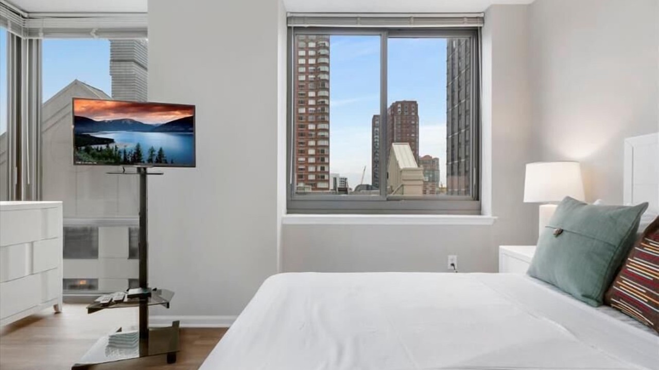 Photo of Others in Hudson Exchange