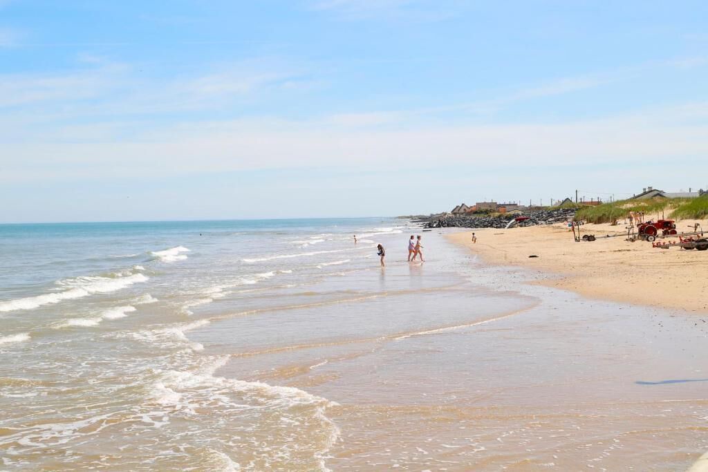 Photo of Others in Asnelles