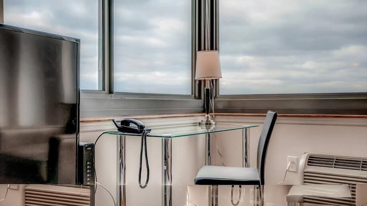 Photo of Bedroom in Hudson Exchange