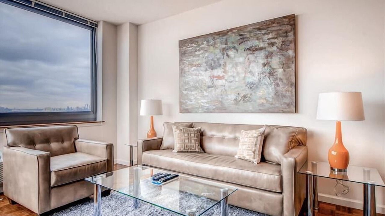 Photo of Bedroom in Hudson Exchange