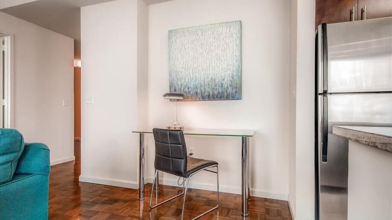 Photo of Bedroom in Hudson Exchange
