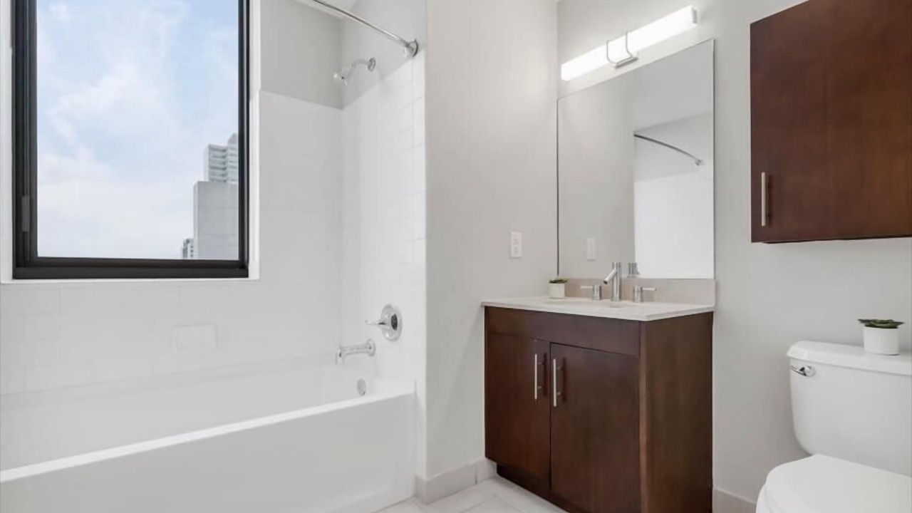 Photo of Bathroom in Hudson Exchange