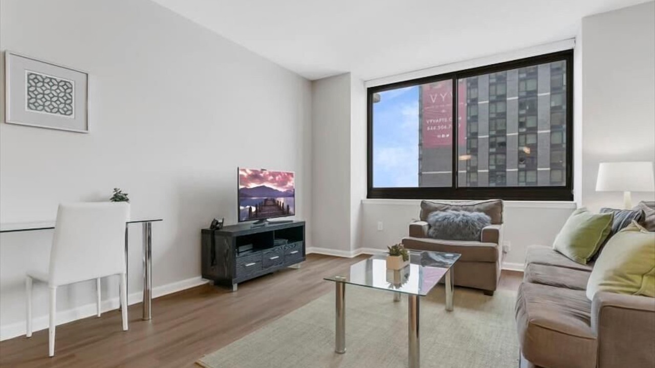 Photo of Bedroom in Hudson Exchange