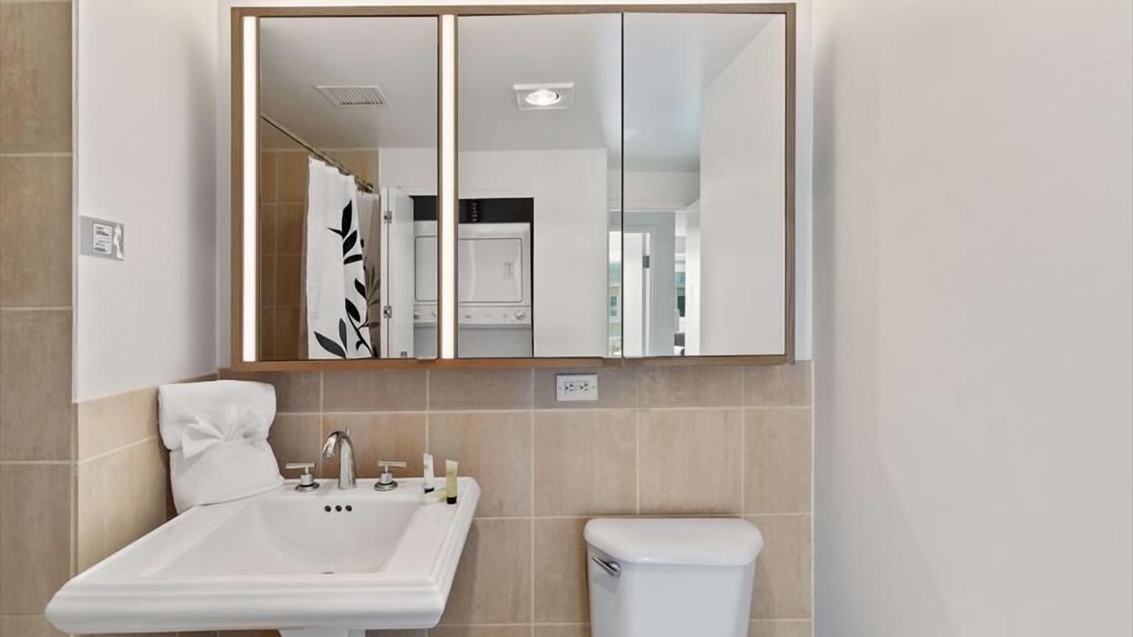 Photo of Bathroom in Downtown San Francisco