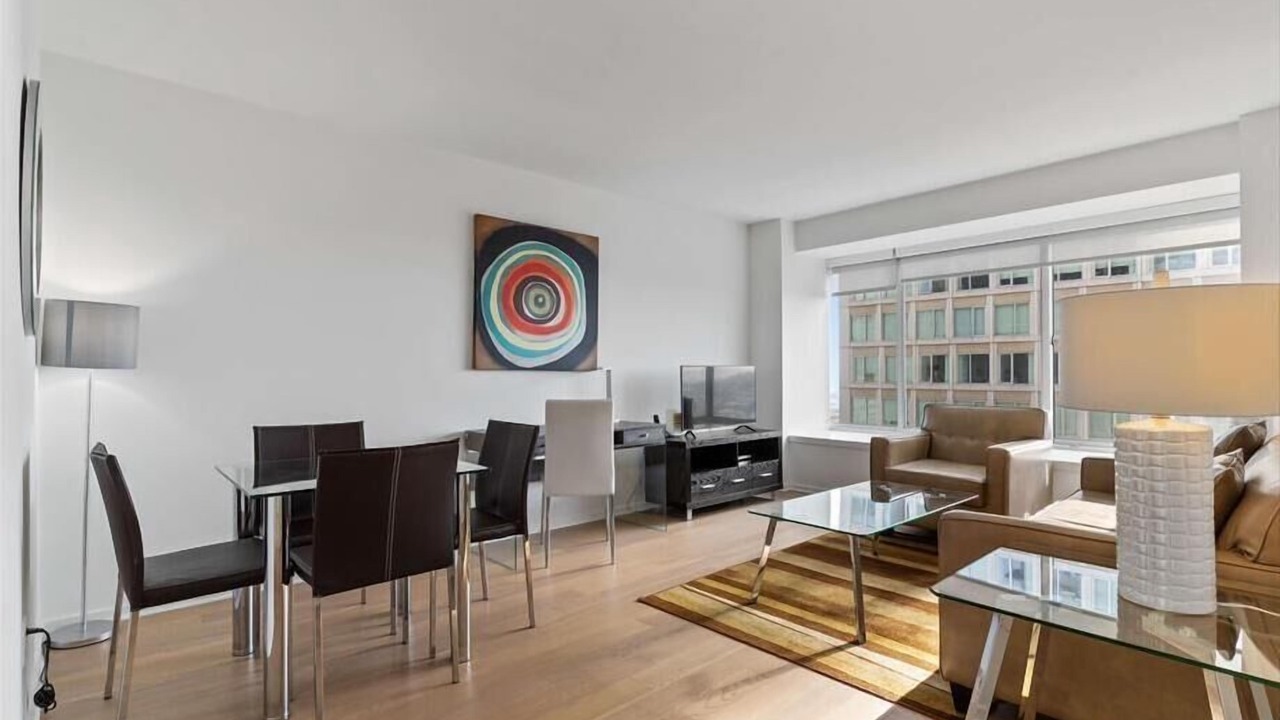 Photo of Bedroom in Downtown San Francisco