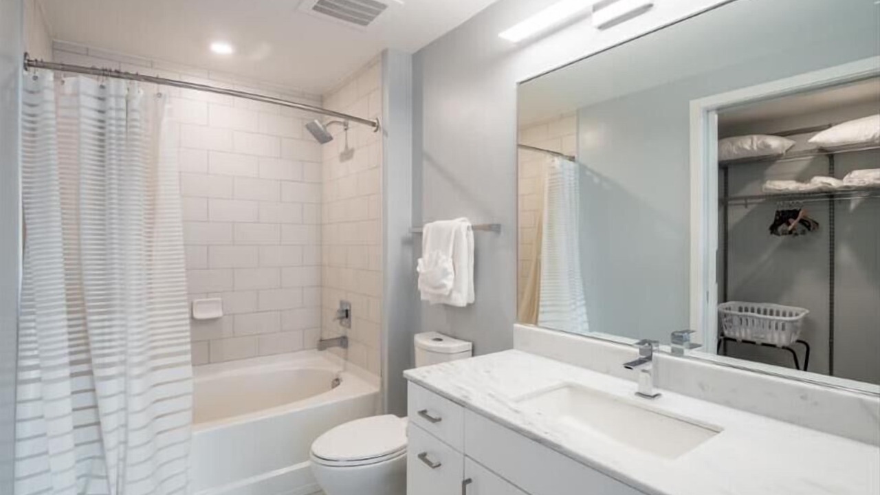 Photo of Bathroom in Woodmont Triangle