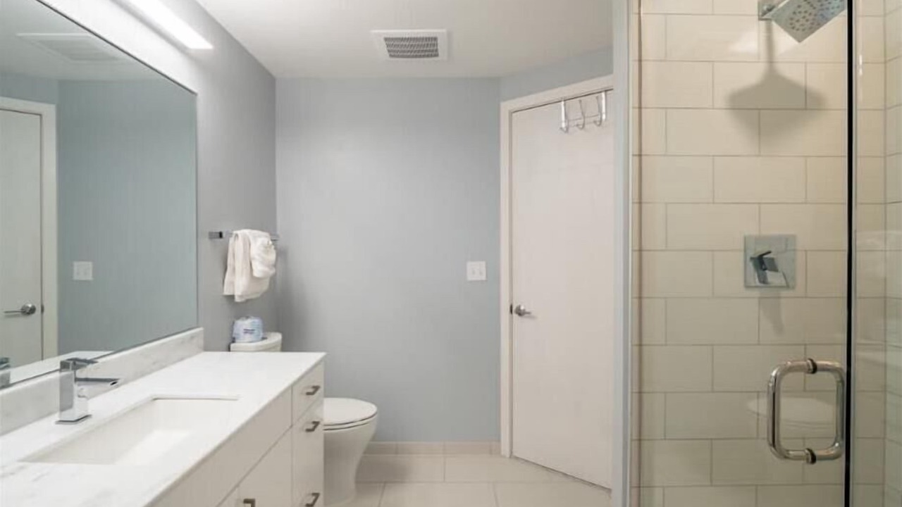 Photo of Bathroom in Woodmont Triangle