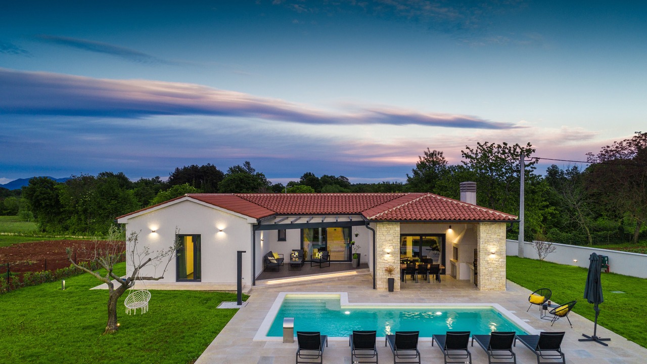 Photo of Outdoor in Jurici