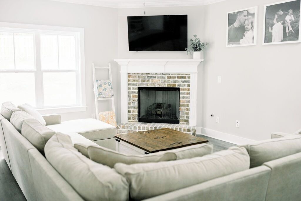 Photo of Livingroom in Evans