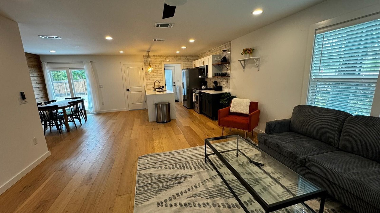 Photo of Livingroom in Austin