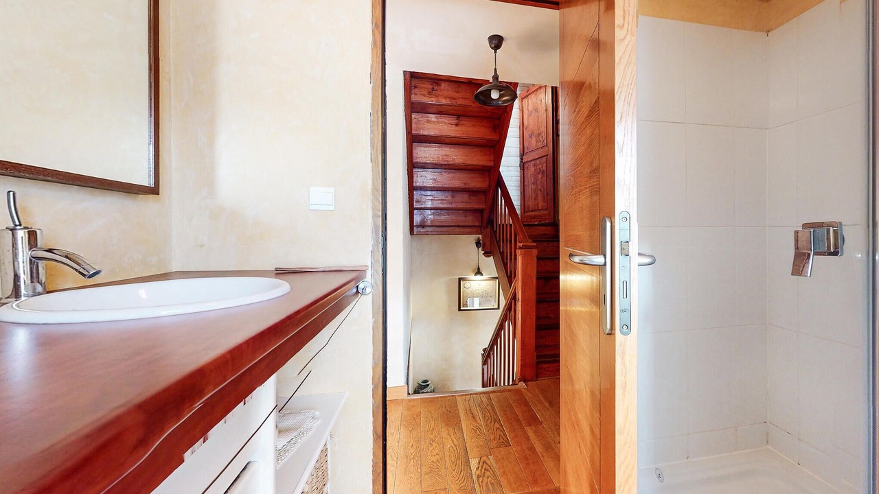 Photo of Bathroom in Loguivy