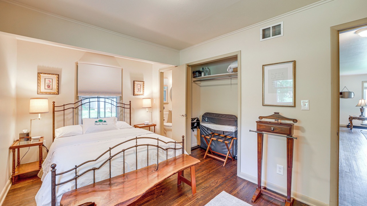 Photo of Bedroom in Sand Springs