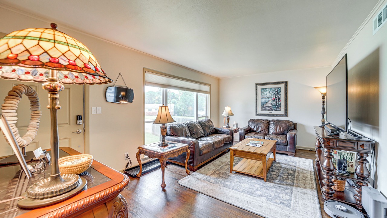 Photo of Livingroom in Sand Springs