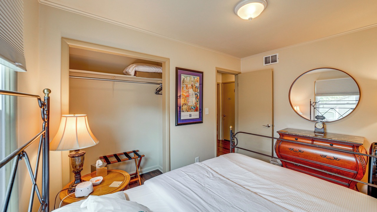 Photo of Bedroom in Sand Springs