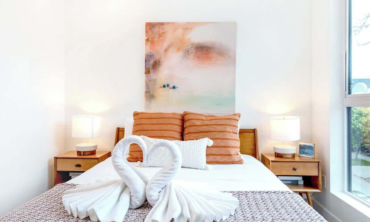 Photo of Bedroom in Minor