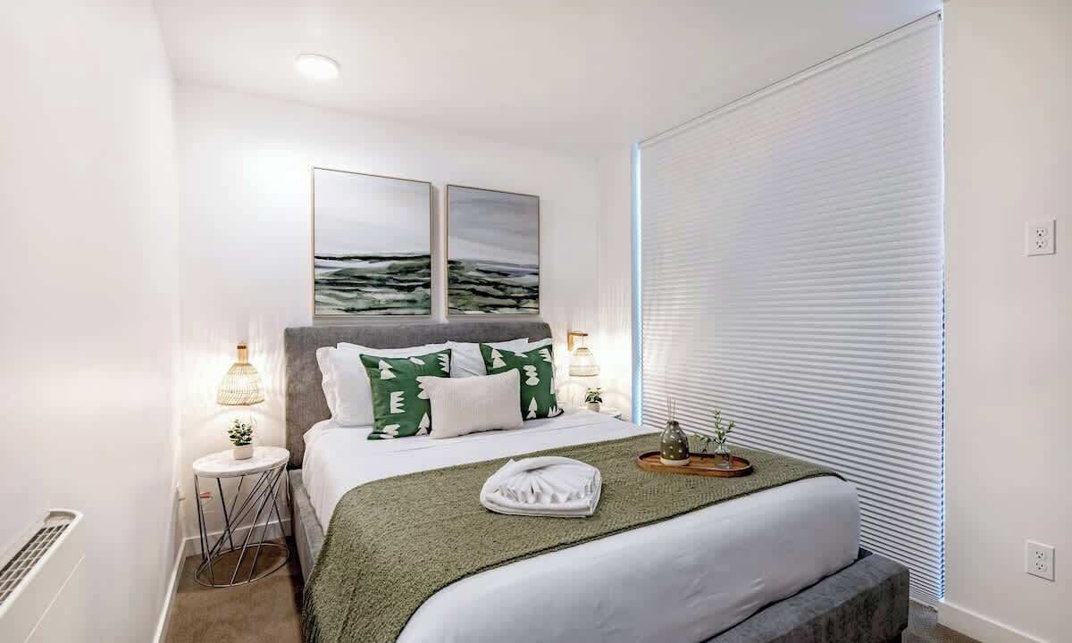 Photo of Bedroom in Minor