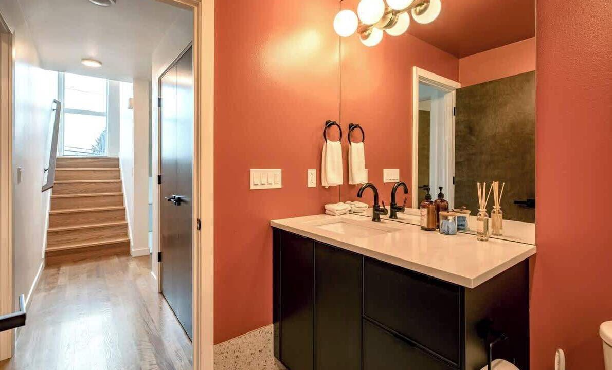 Photo of Bathroom in Minor