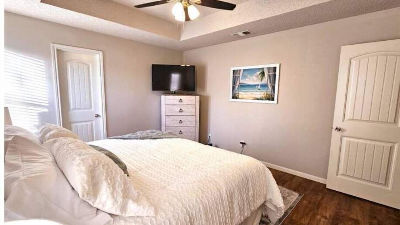 Photo of Bedroom in Wake Village
