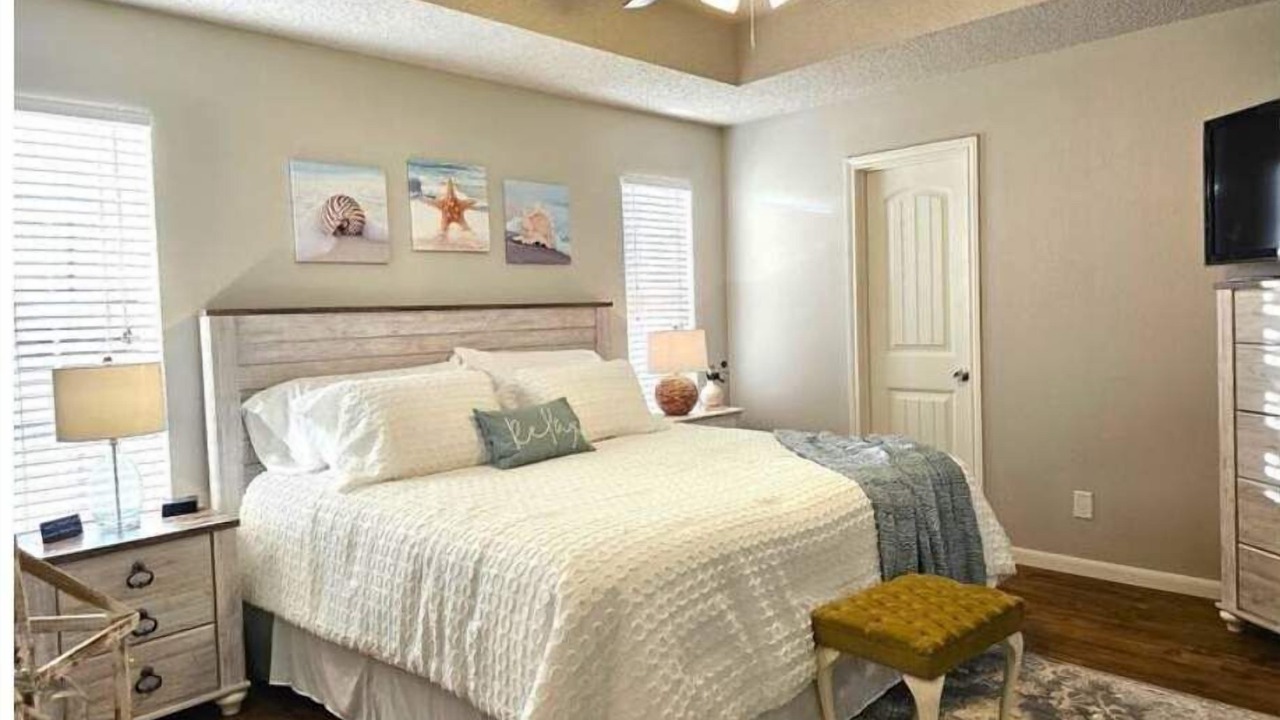 Photo of Bedroom in Wake Village