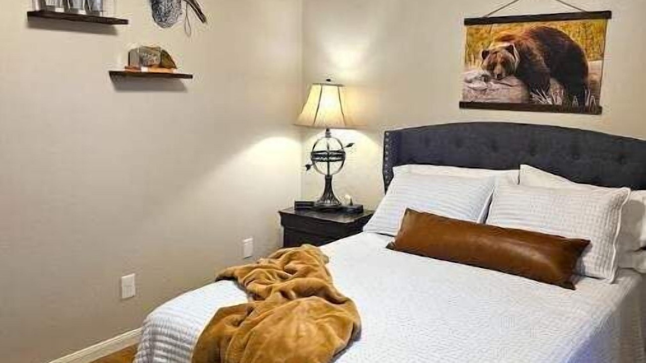 Photo of Bedroom in Wake Village
