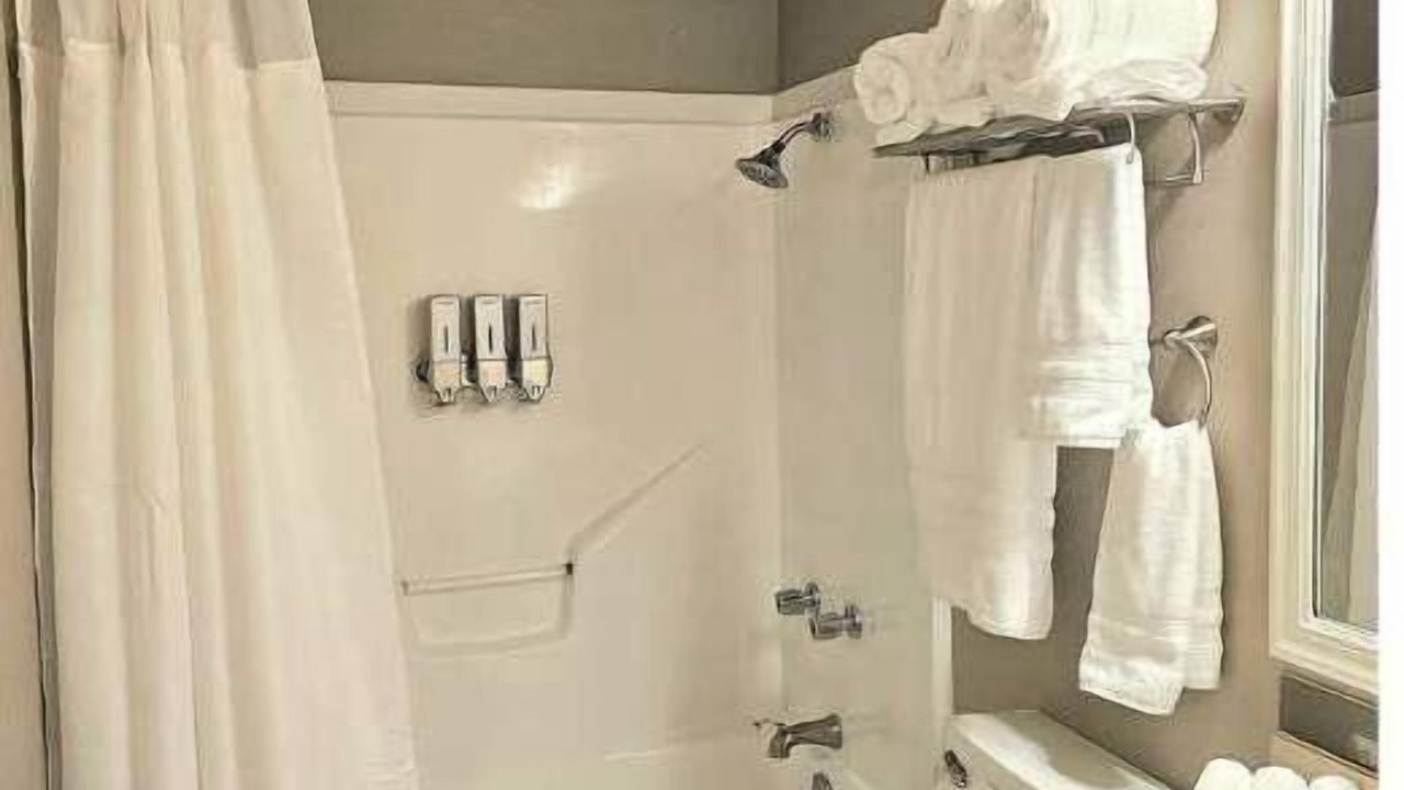Photo of Bathroom in Wake Village