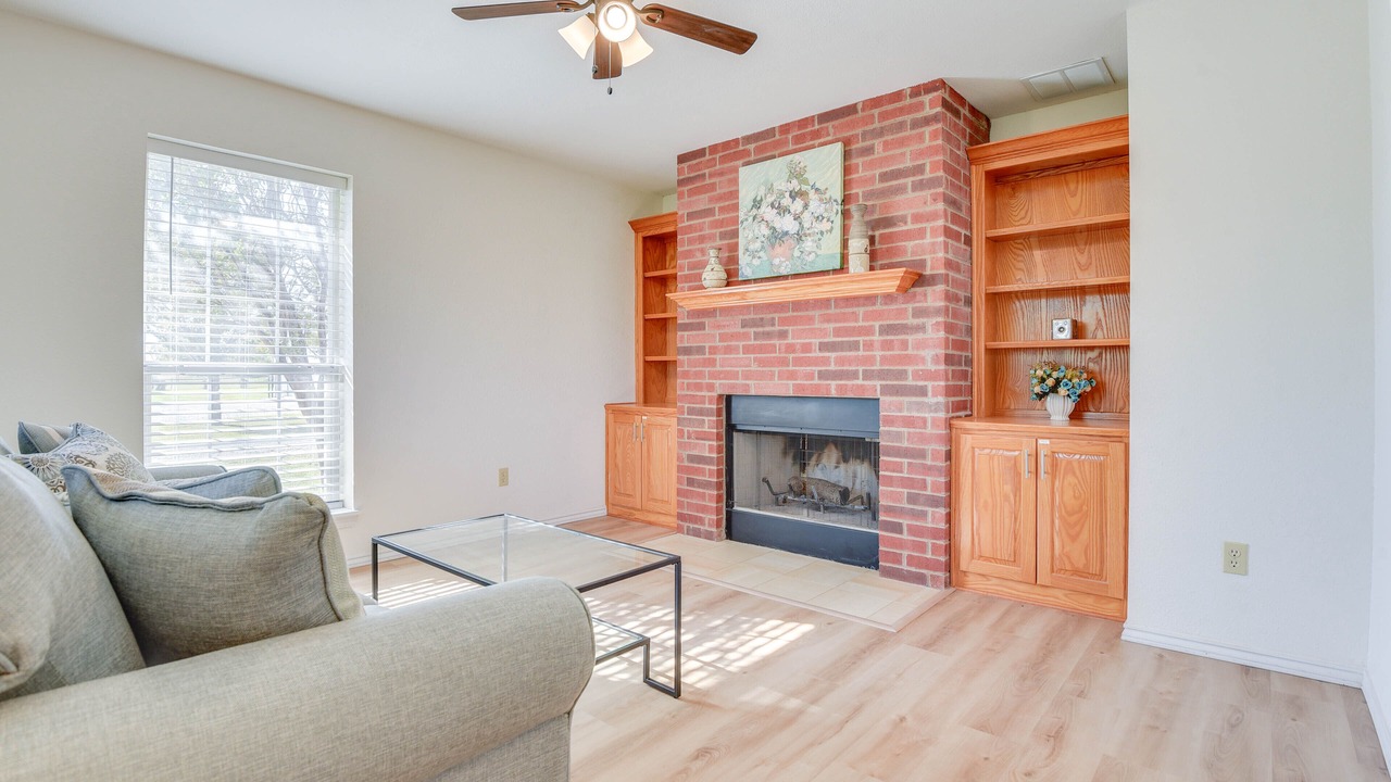 Photo of Bedroom in Sanger