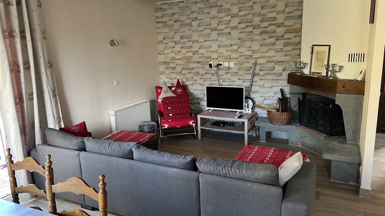 Photo of Livingroom in Targassonne