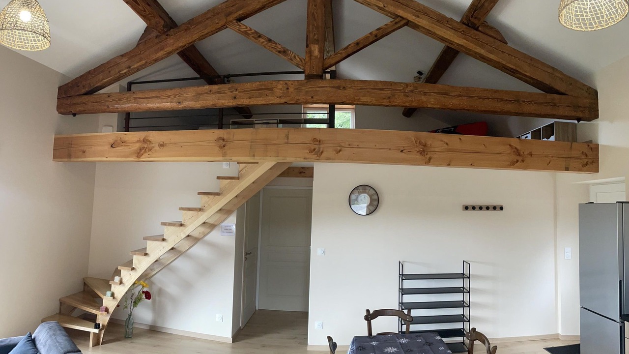 Photo of Others in Les Martys