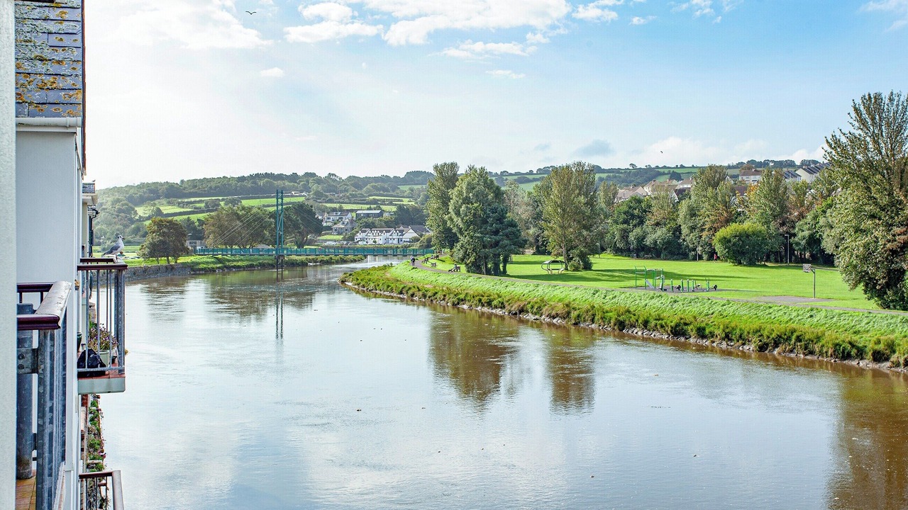 Photo of Others in Egloshayle