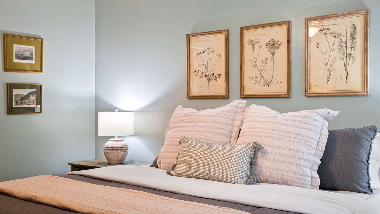 Photo of Bedroom in Batesville