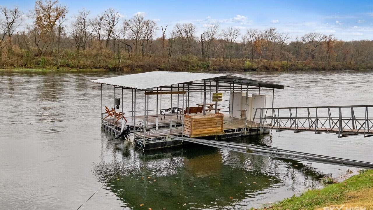 Photo of Outdoor in Cotter