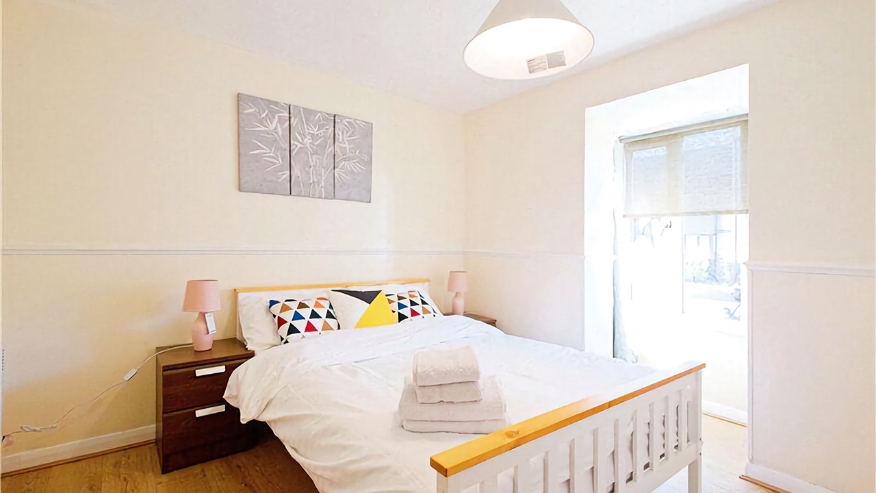 Photo of Bedroom in Thamesmead
