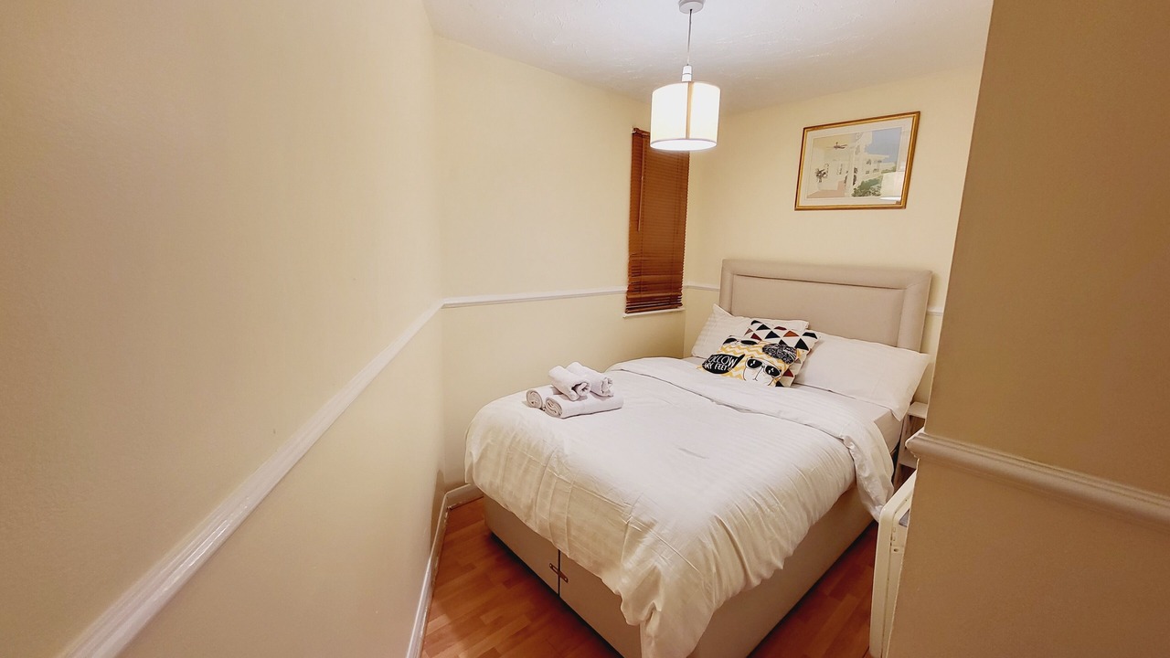 Photo of Others in Thamesmead