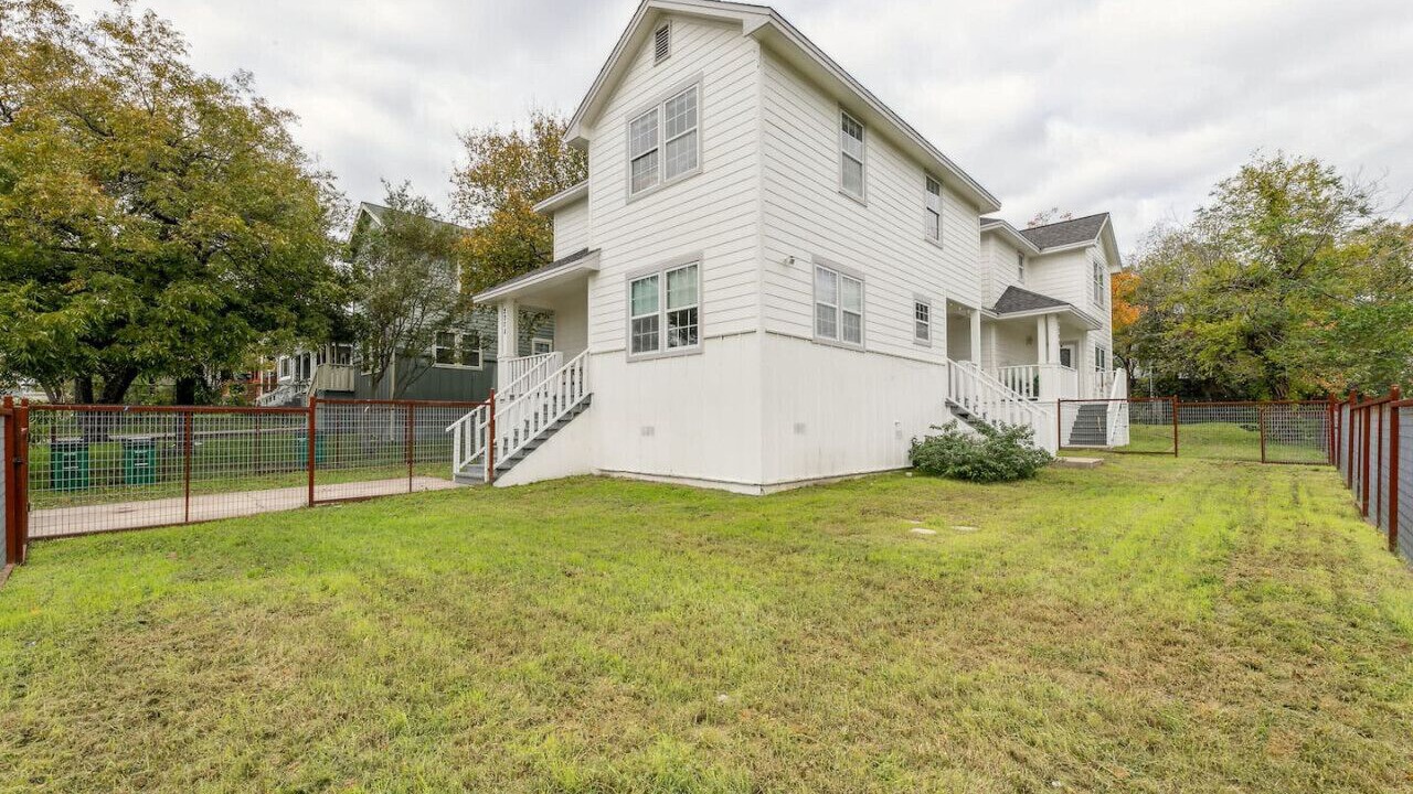 Photo of Outdoor in Foster Heights