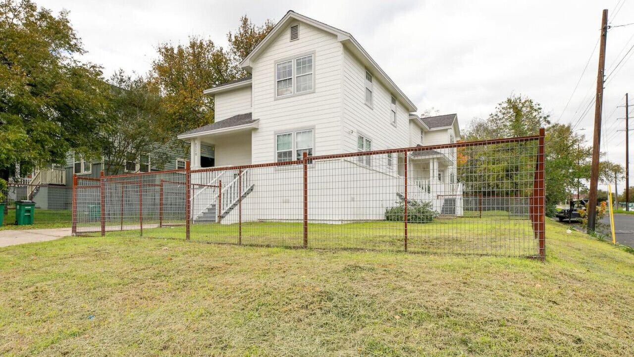 Photo of Outdoor in Foster Heights