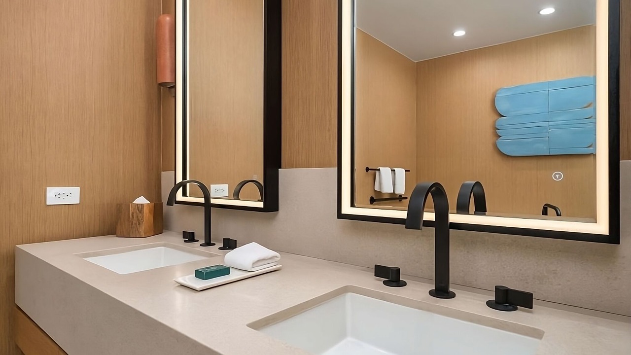 Photo of Bathroom in Gaslamp Quarter